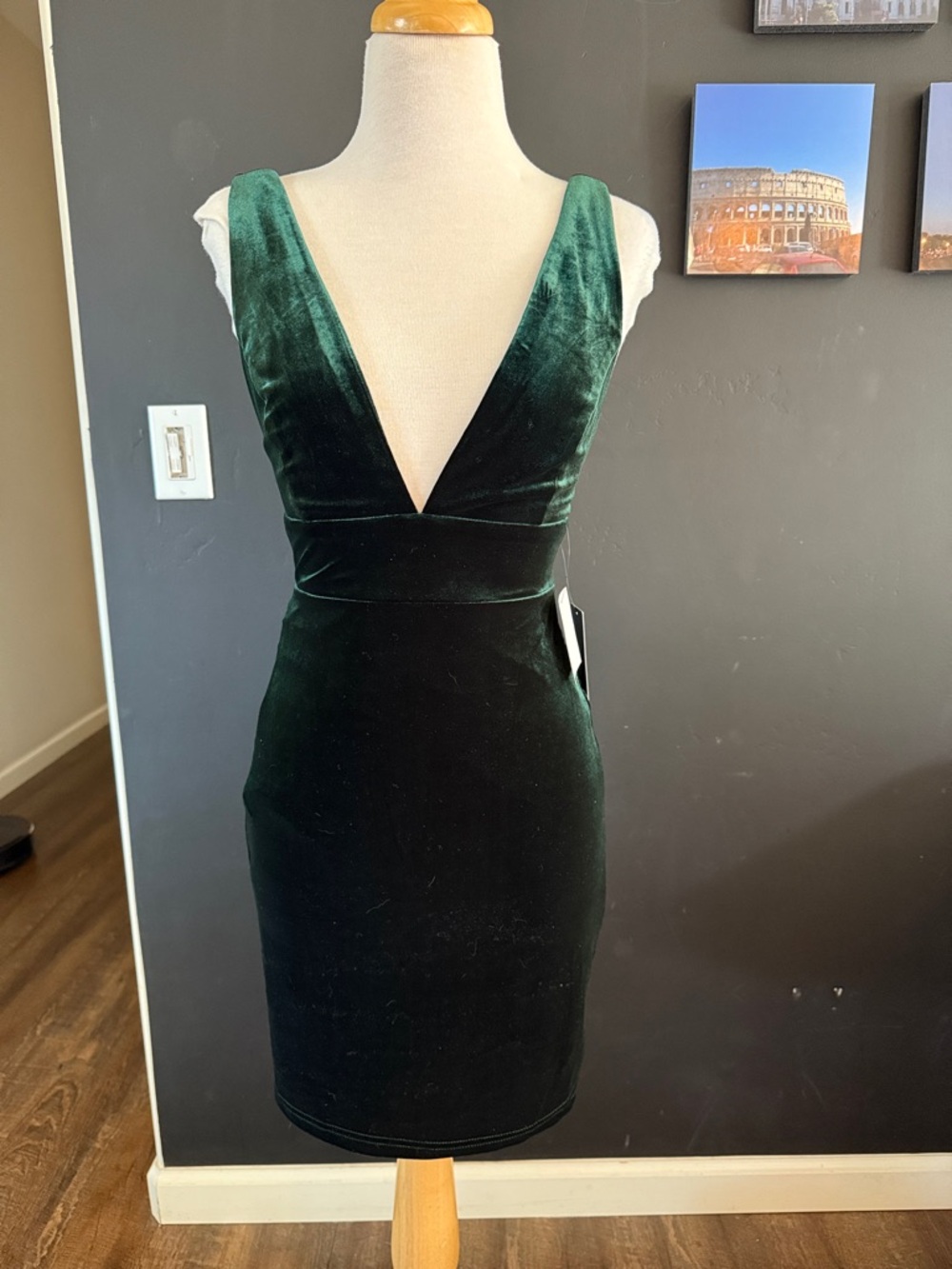 Lulu's Emerald Green Velvet Deep V Bodycon Mini Dress